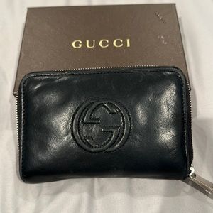 Gucci Wallet with box.